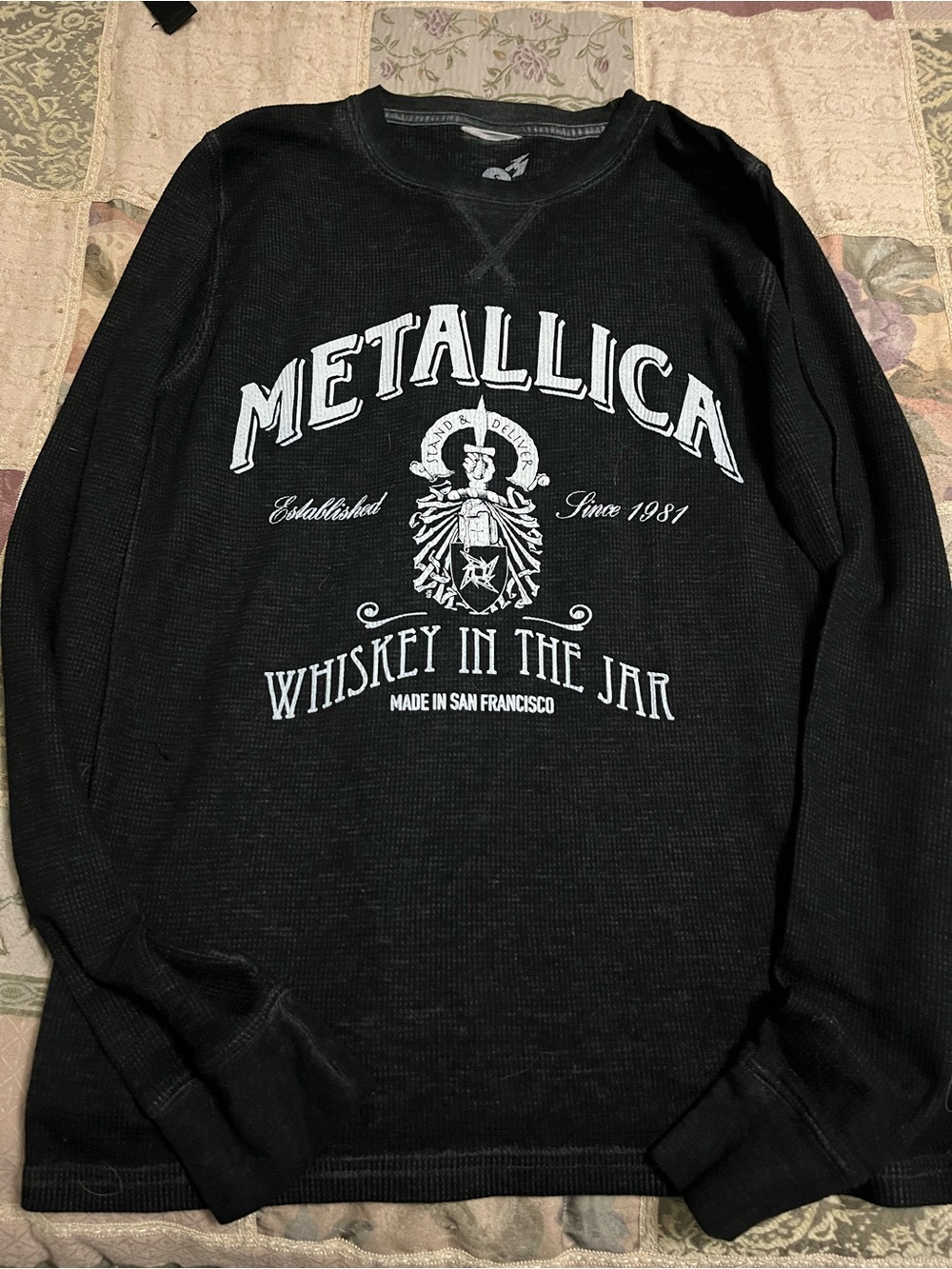 Metallica Men's Black 'Whiskey in the Jar' Long-Sleeve Graphic Shirt